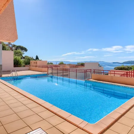 Spacious & Unique Sea View Terrace Pool & Charm דירה *
