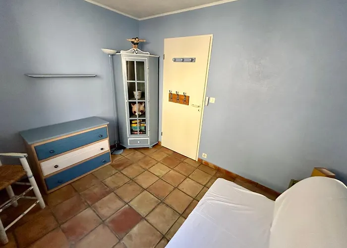 Apartmán Spacious & Unique Sea View Terrace Pool & Charm