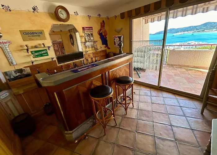 Spacious & Unique Sea View Terrace Pool & Charm *