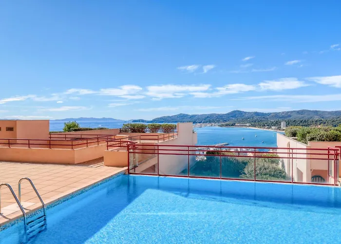 Spacious & Unique Sea View Terrace Pool & Charm *